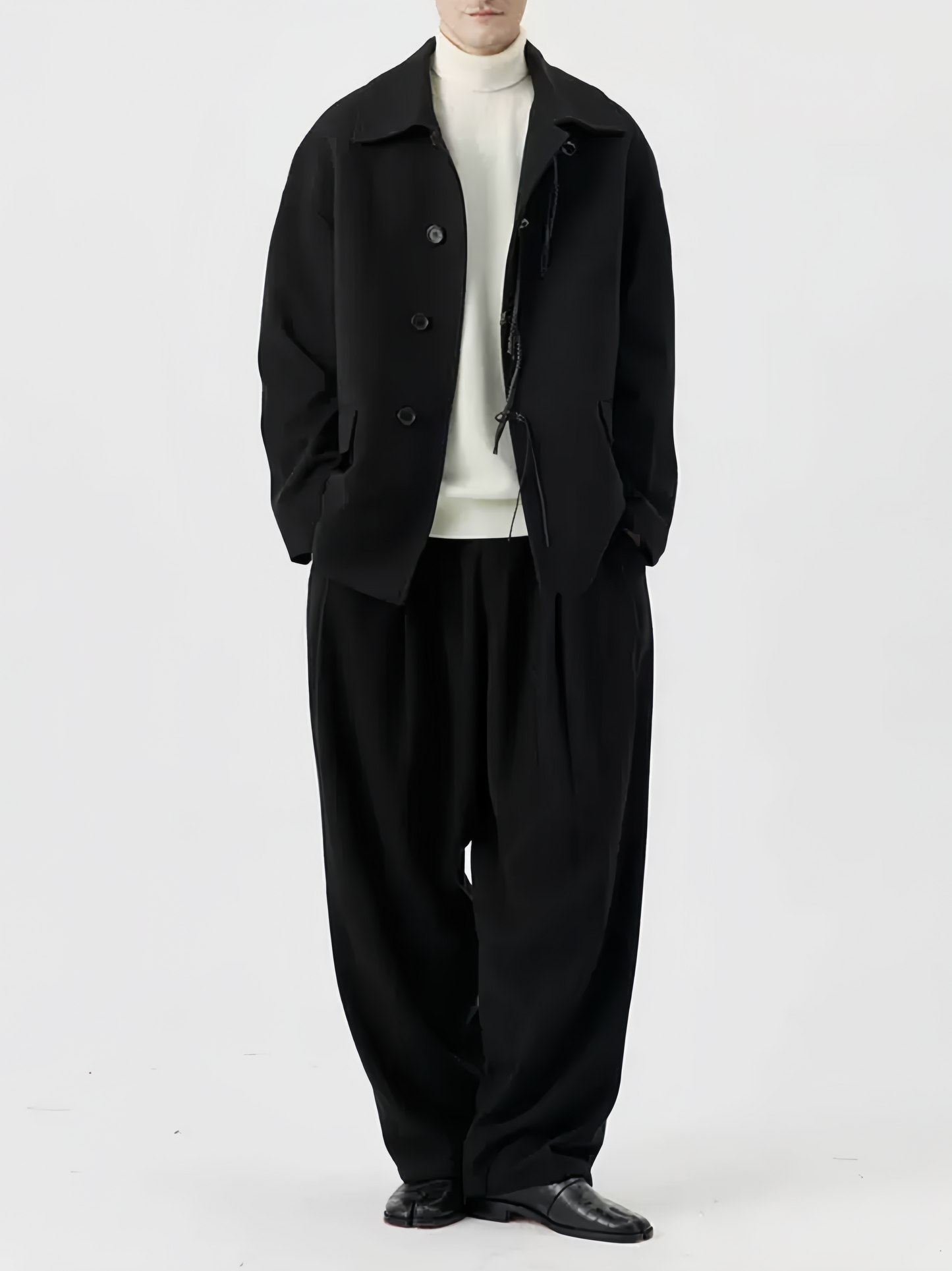 Design-breasted short jacket