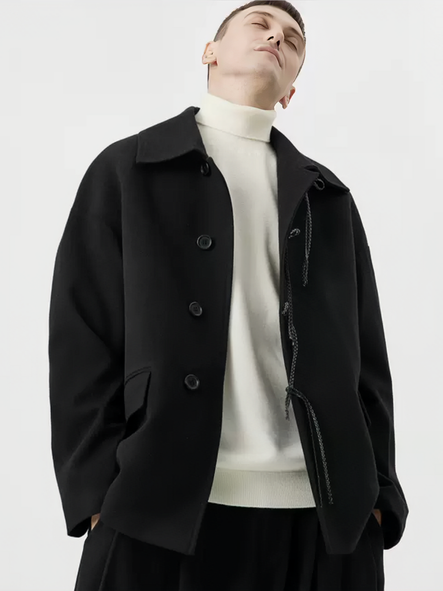 Design-breasted short jacket